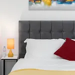 Modern 2 Bed En-Suite Chelsea