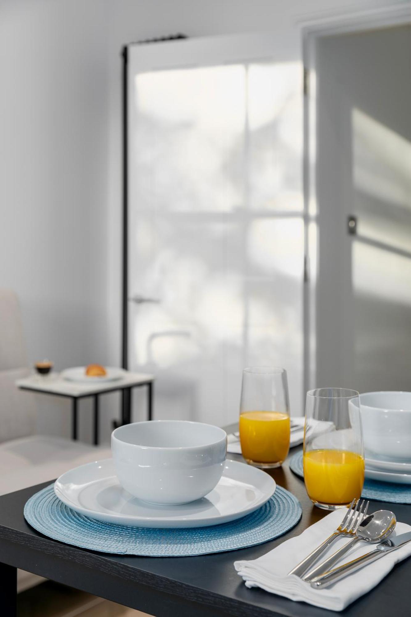 Modern 2 Bed En-suite Chelsea Apartment London