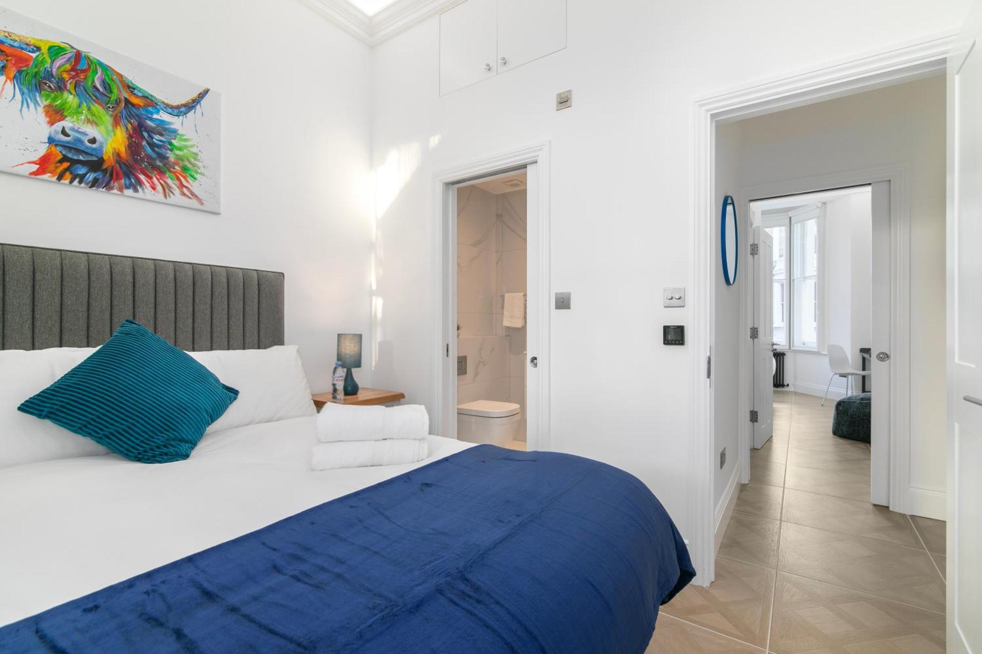 Modern 2 Bed En-suite Chelsea Londra